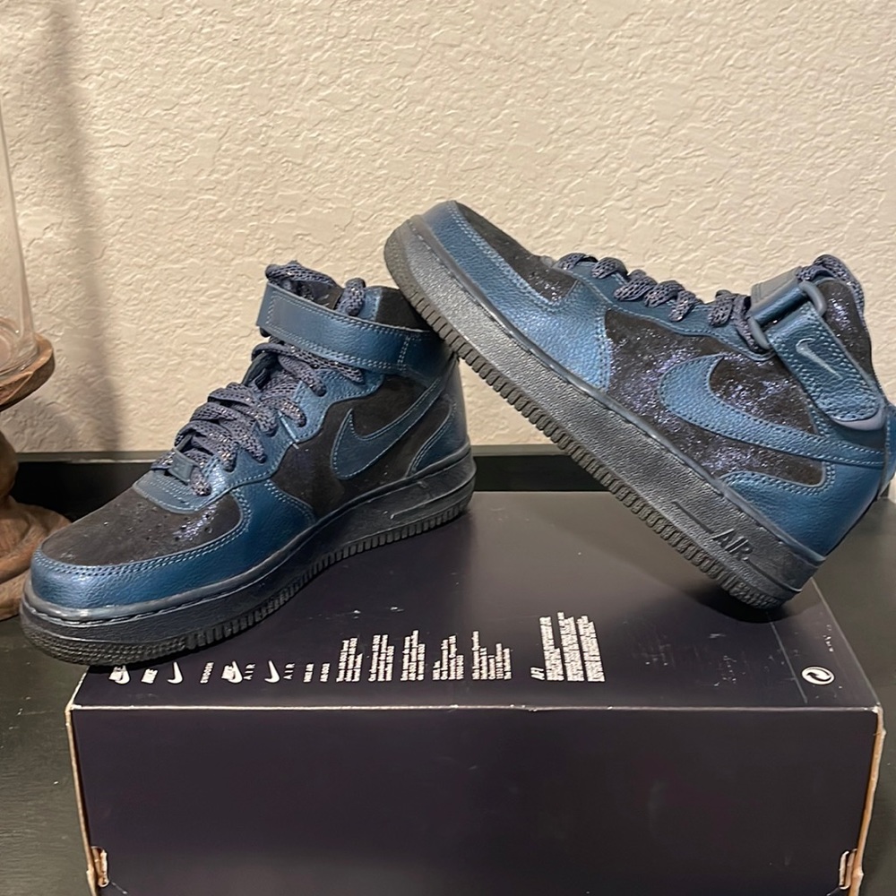 Nike Mid Premiums AF1, Brand New in Partial Box.